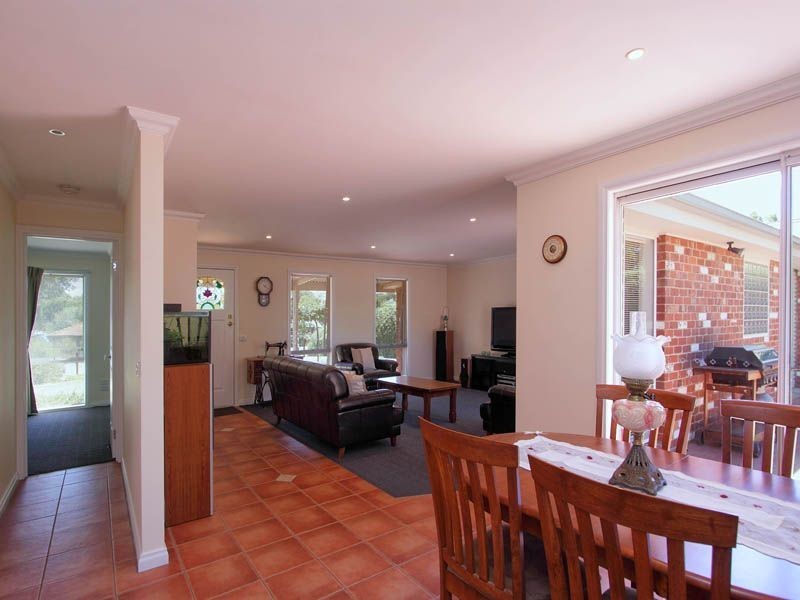 13 Flinders Street, Bittern VIC 3918