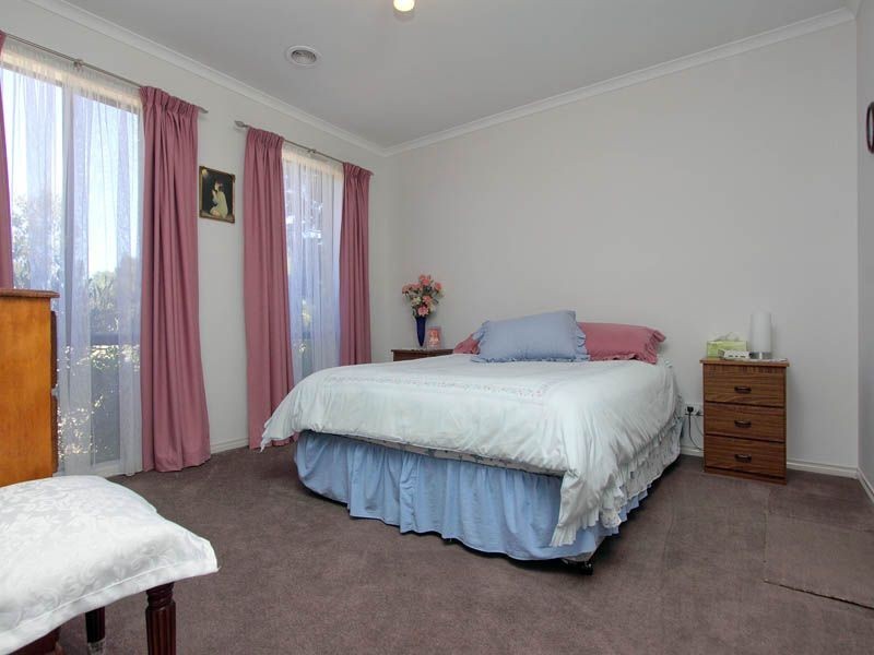 24 Mariners Way, Hastings VIC 3915