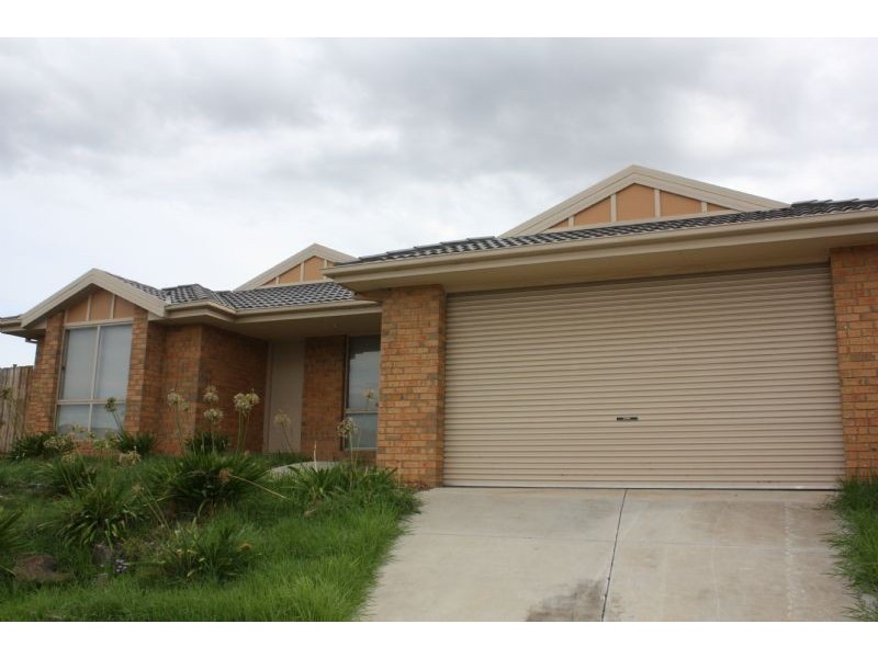 14 Spruce Drive, Hastings VIC 3915