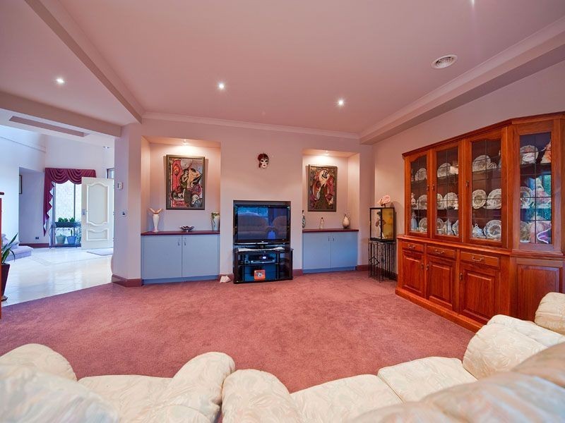 8 Warrenda Place, Bittern VIC 3918