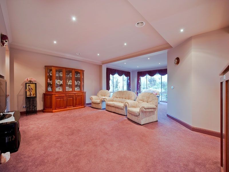 8 Warrenda Place, Bittern VIC 3918