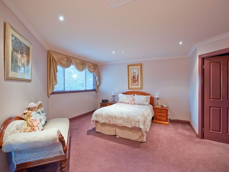 8 Warrenda Place, Bittern VIC 3918