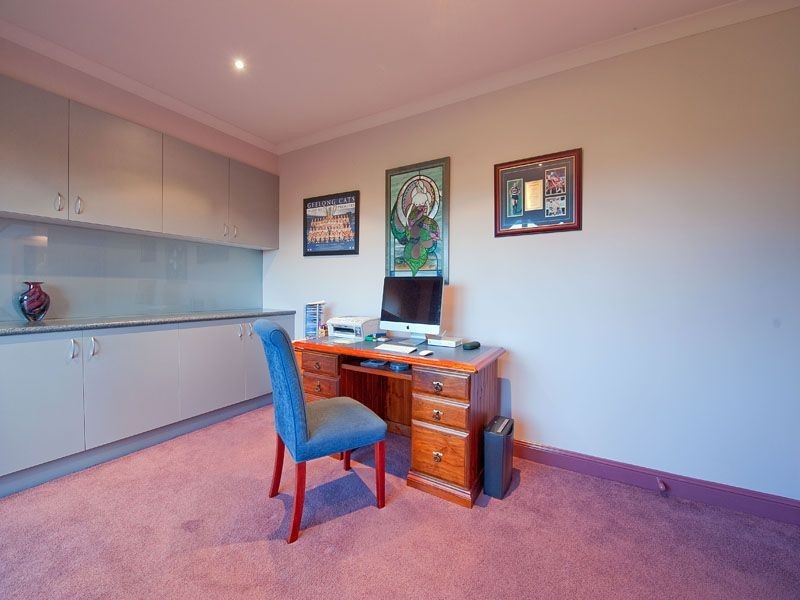 8 Warrenda Place, Bittern VIC 3918