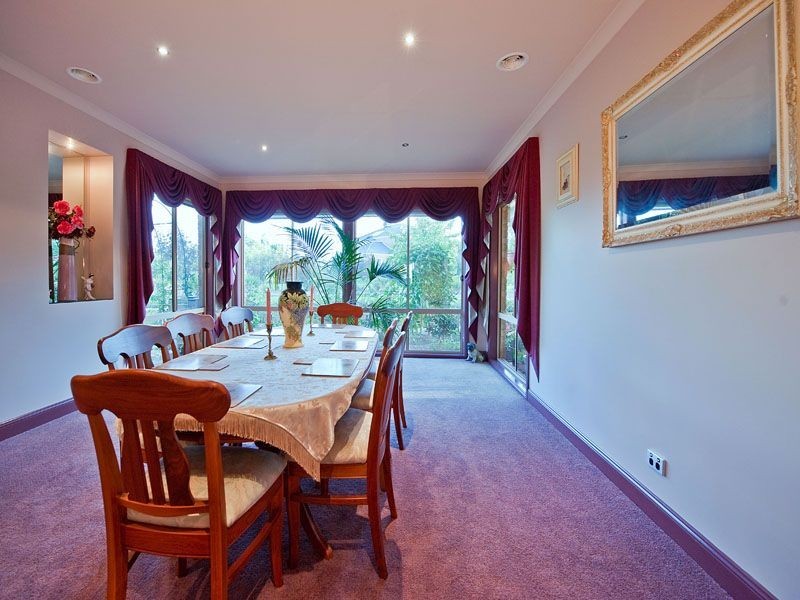 8 Warrenda Place, Bittern VIC 3918