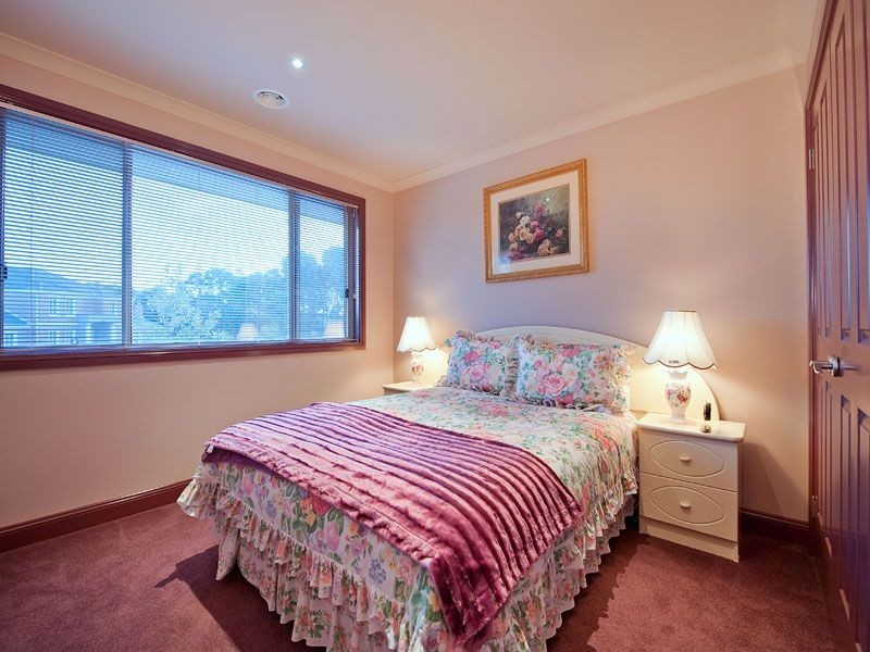 8 Warrenda Place, Bittern VIC 3918