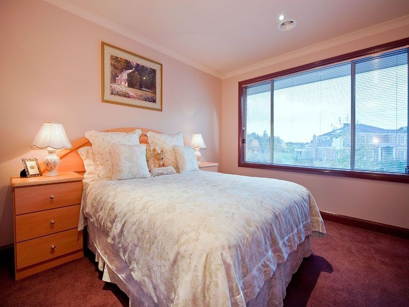 8 Warrenda Place, Bittern VIC 3918