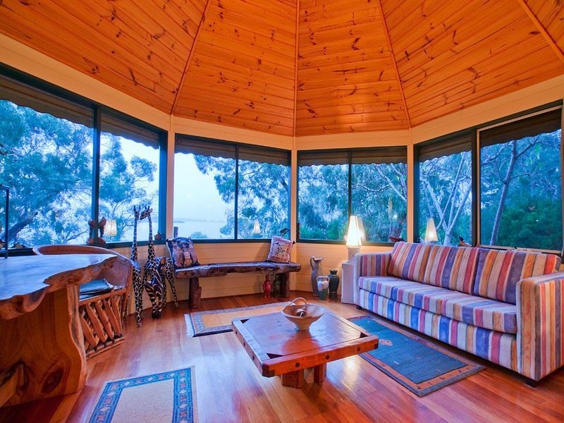 107 The Esplanade, Crib Point VIC 3919