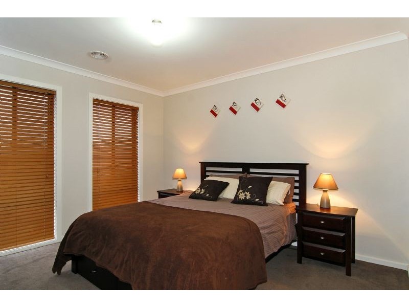 6 Forbes Place, Hastings VIC 3915