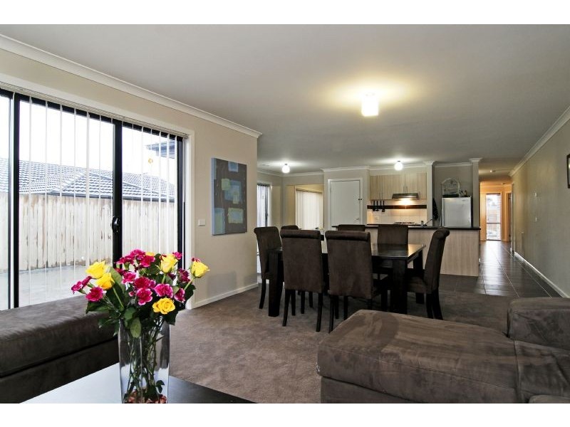 6 Forbes Place, Hastings VIC 3915