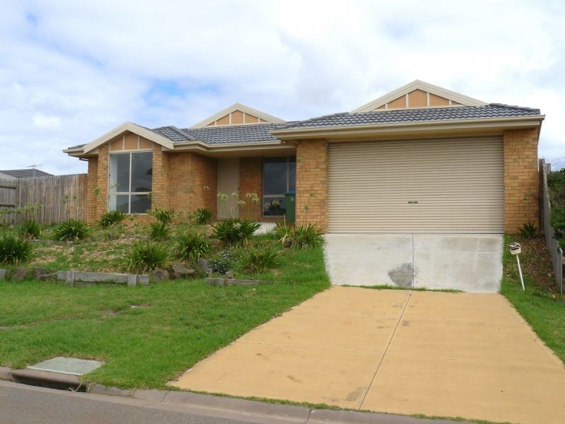 14 Spruce Drive, Hastings VIC 3915