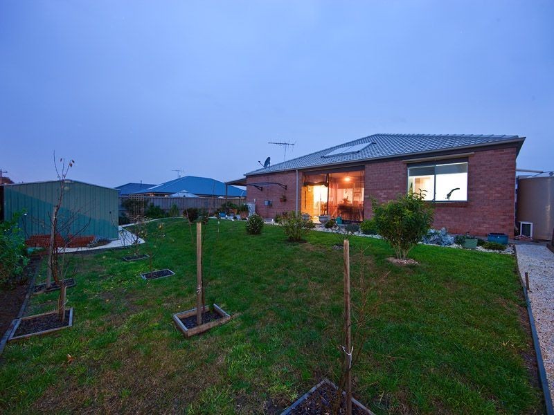 15 Victor Drive, Hastings VIC 3915