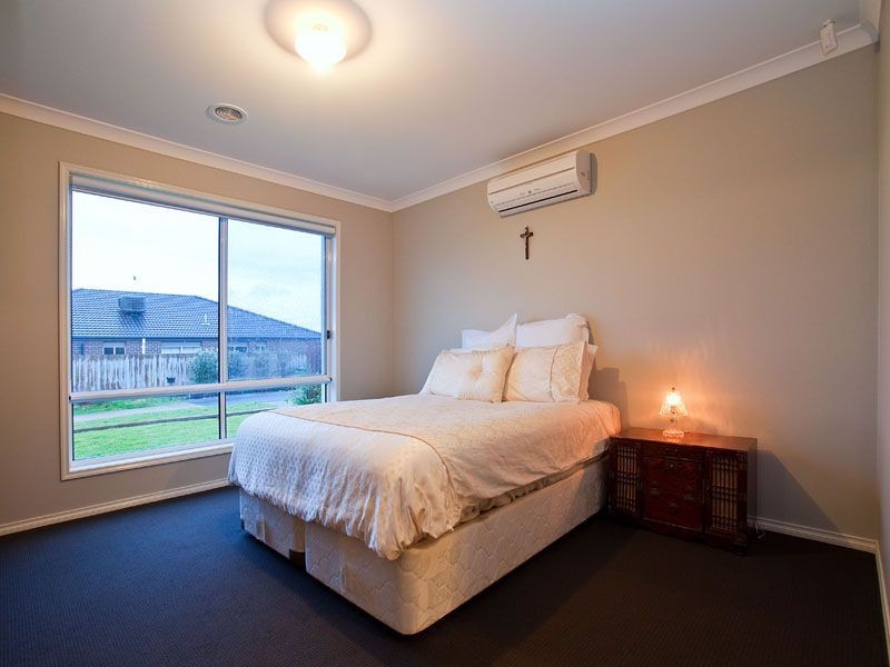 5 Jillian Place, Hastings VIC 3915