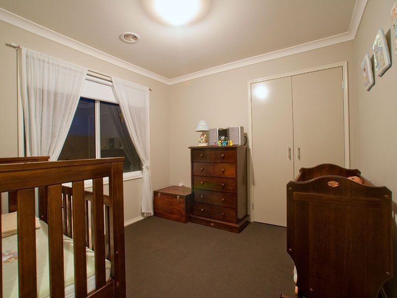 5 Jillian Place, Hastings VIC 3915