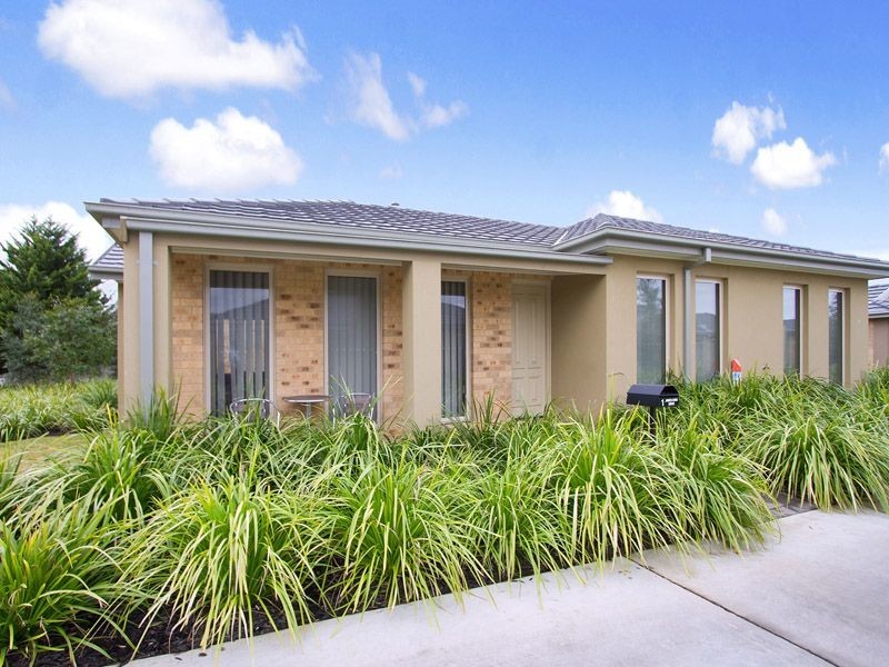 1 James Hird Drive, Hastings VIC 3915