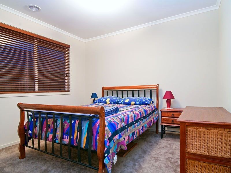 6 Jillian Place, Hastings VIC 3915