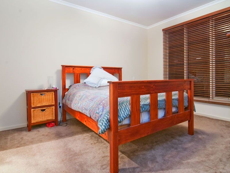 6 Jillian Place, Hastings VIC 3915