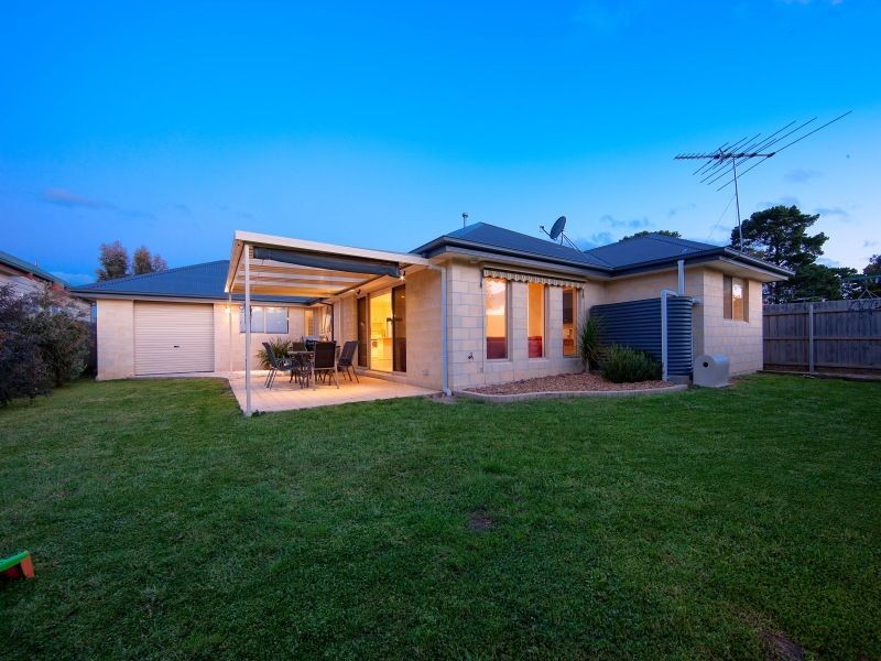 10 Shakti Place, Hastings VIC 3915