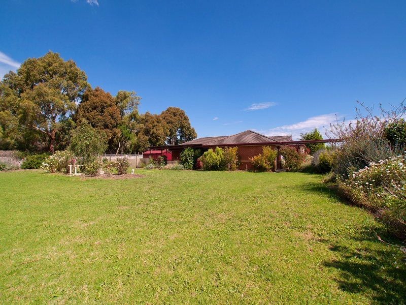 1 Warranqite Crescent, Hastings VIC 3915