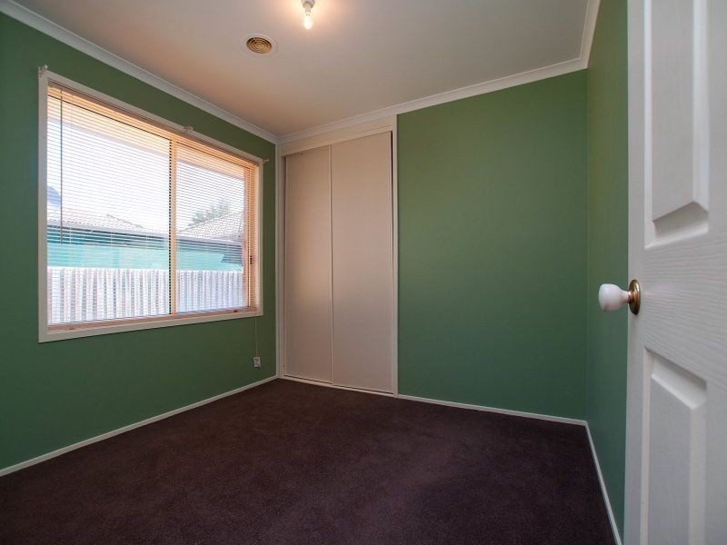 1 Warranqite Crescent, Hastings VIC 3915
