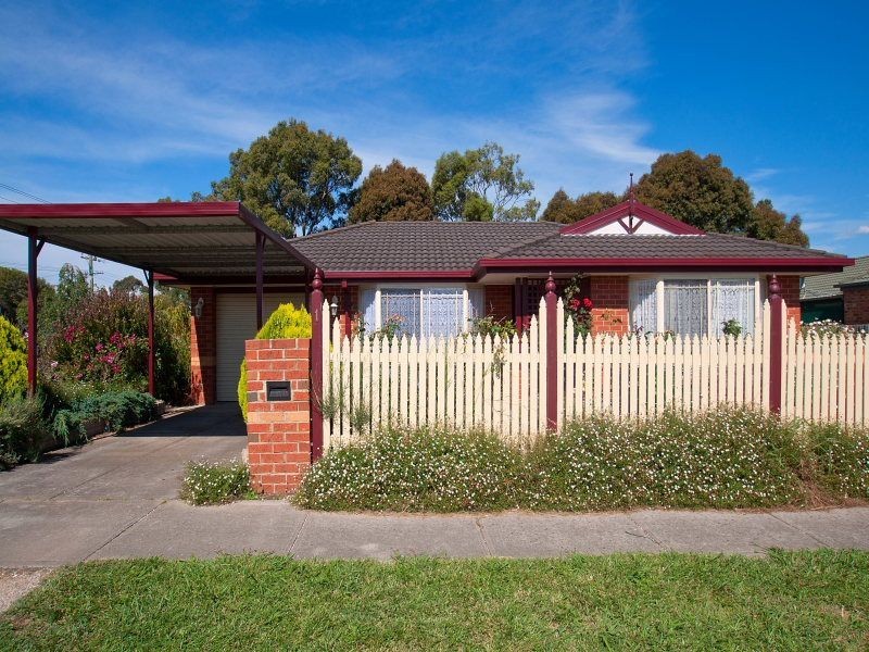 1 Warranqite Crescent, Hastings VIC 3915