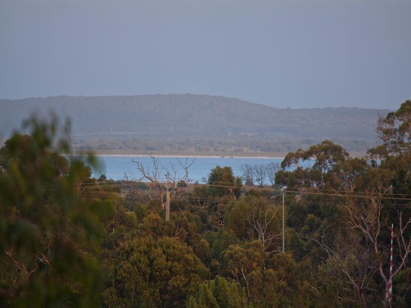18 Bayview Country Lane, Bittern VIC 3918