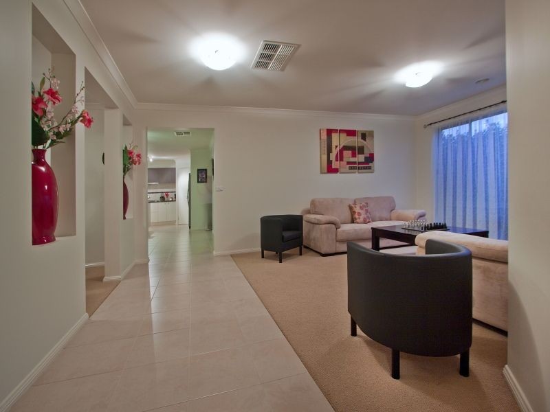 14 Windrest Place, Hastings VIC 3915