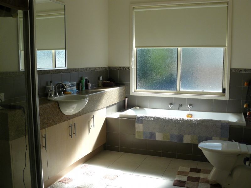 2/250 High Street, Hastings VIC 3915