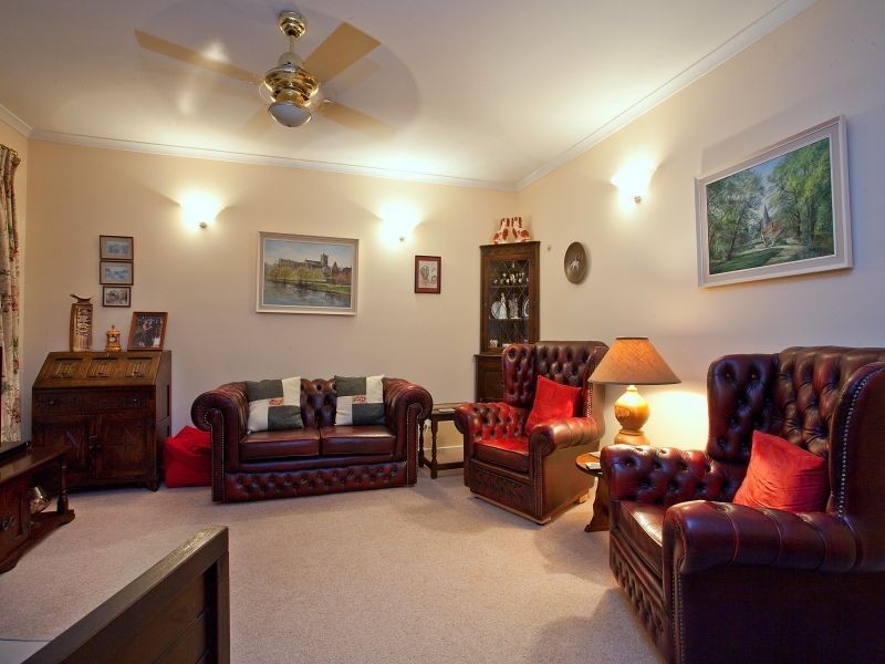 34 Edward St, Hastings VIC 3915