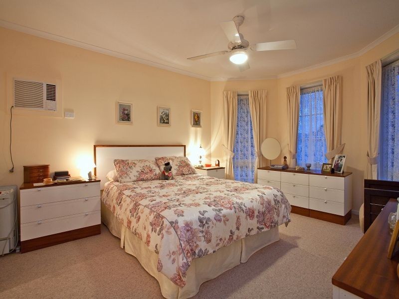 34 Edward St, Hastings VIC 3915