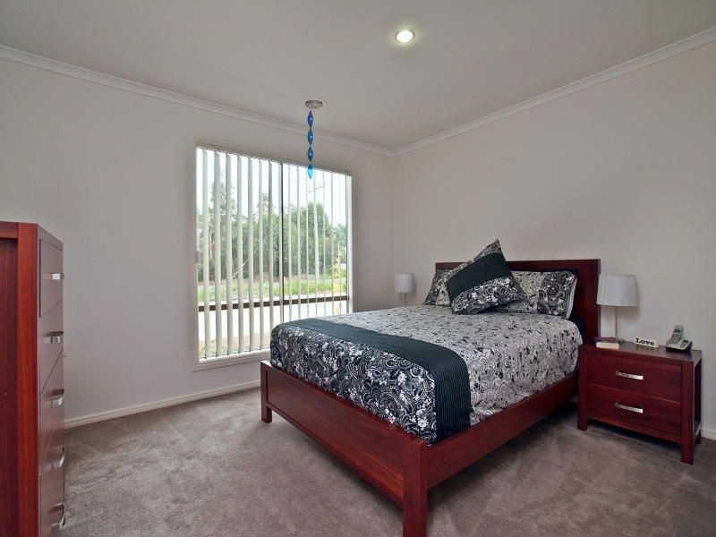 16/3 Elisa Place, Hastings VIC 3915