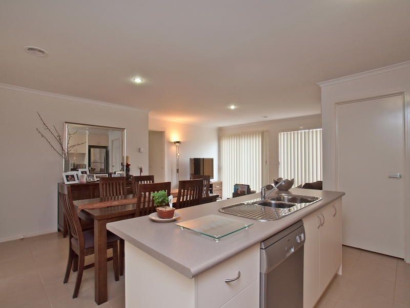 16/3 Elisa Place, Hastings VIC 3915