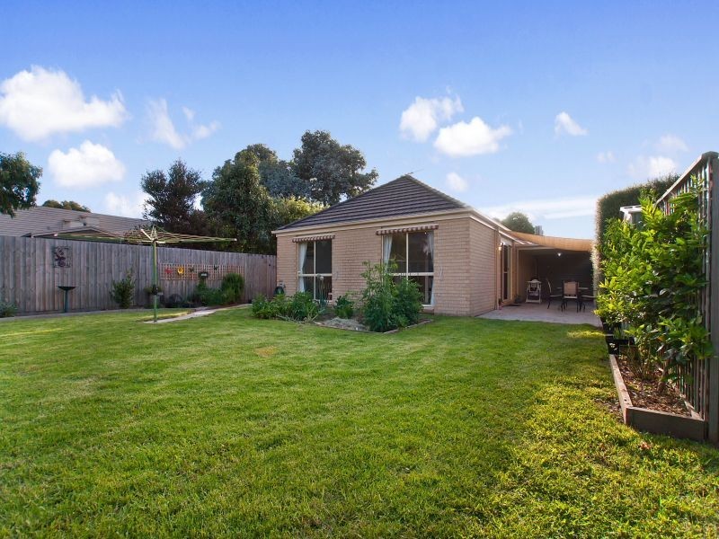 3 Penshurst, Hastings VIC 3915