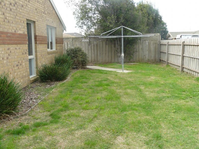 11 Greythorn Road, Hastings VIC 3915