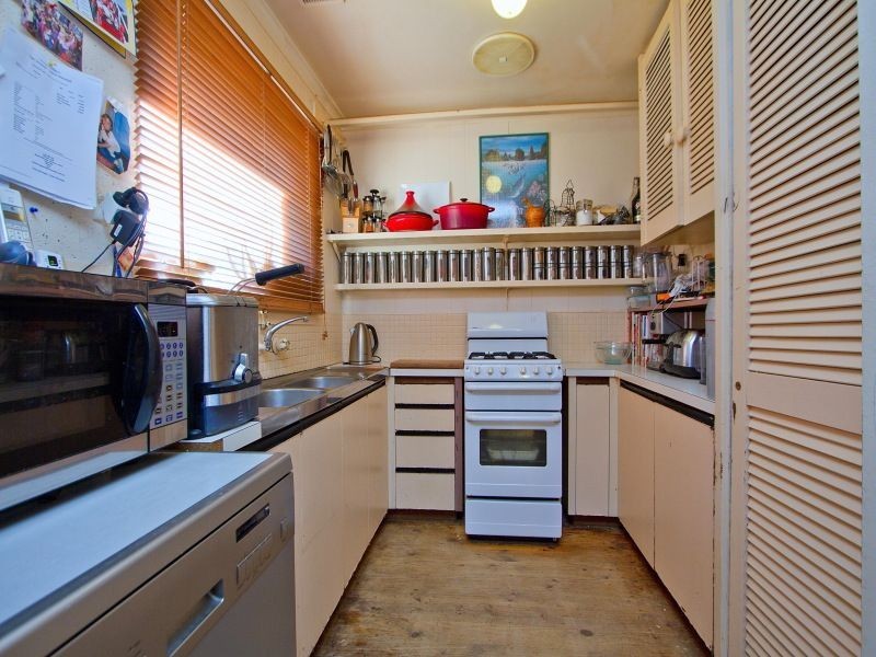 64 Myers Rd, Bittern VIC 3918