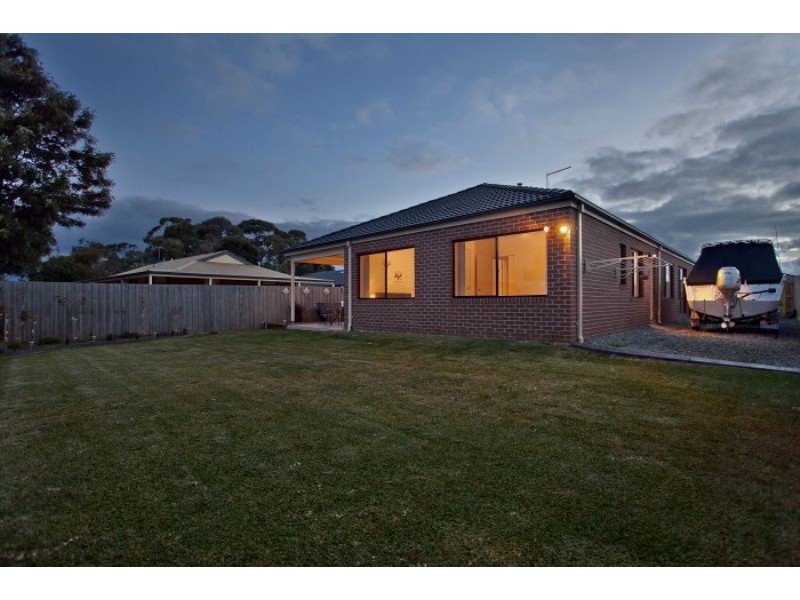 22 Babington Close, Hastings VIC 3915