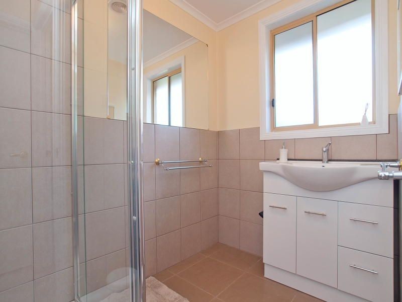 2/14 Spring Street, Hastings VIC 3915