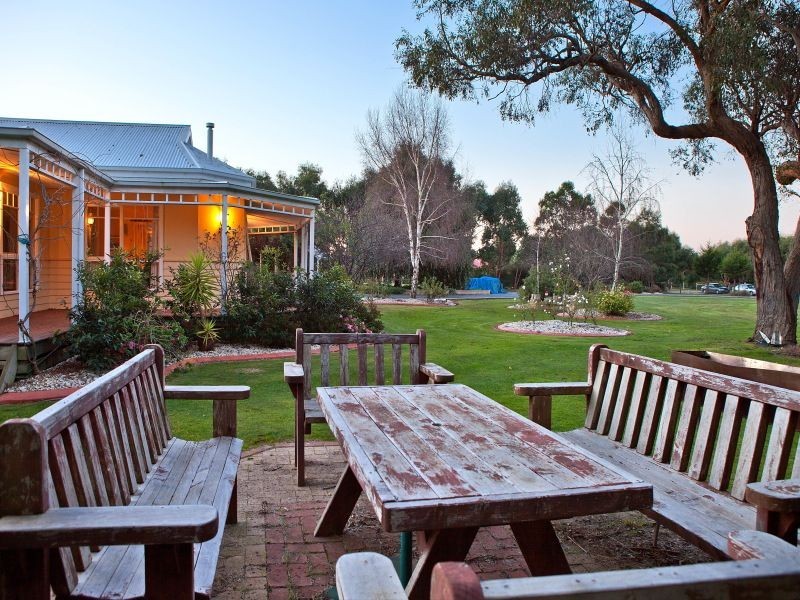 17 Sandstone Island Circle, Bittern VIC 3918