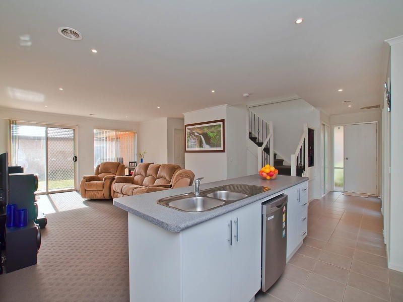 3/250 High Street, Hastings VIC 3915