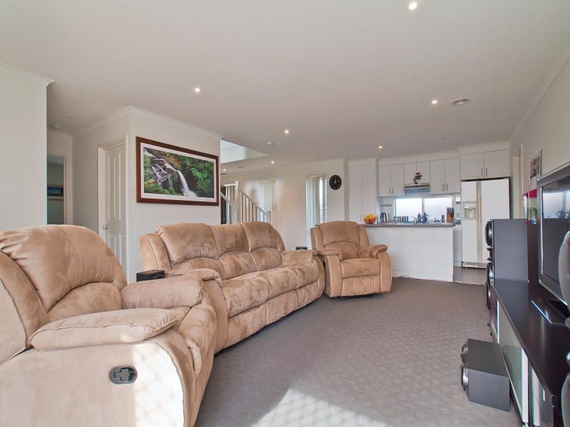 3/250 High Street, Hastings VIC 3915