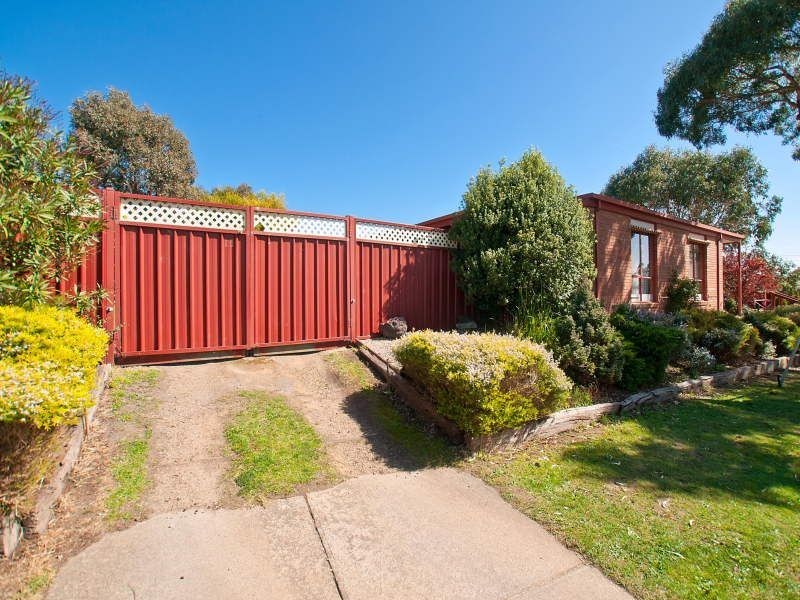 11 Hilltop Rise, Hastings VIC 3915