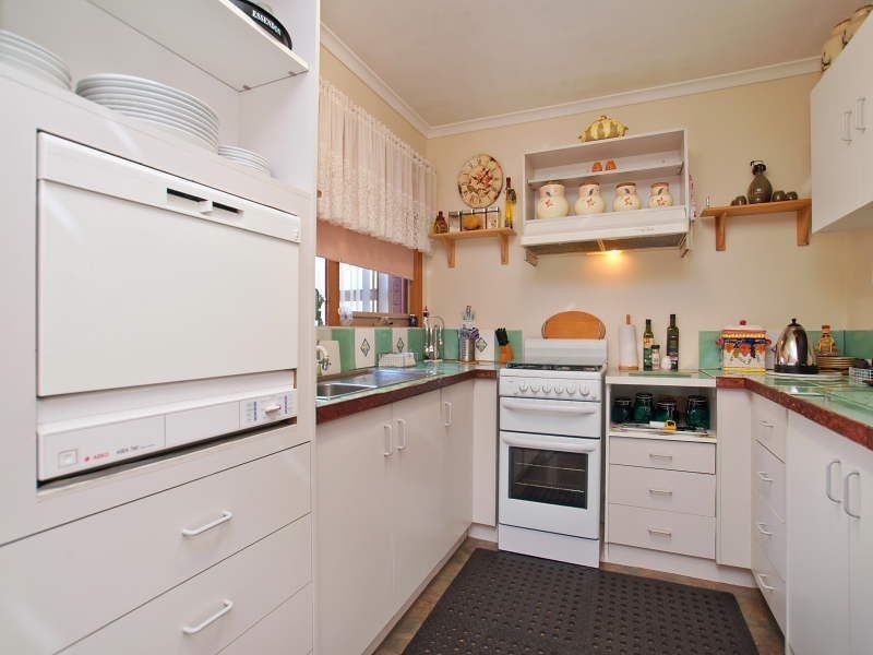 11 Hilltop Rise, Hastings VIC 3915