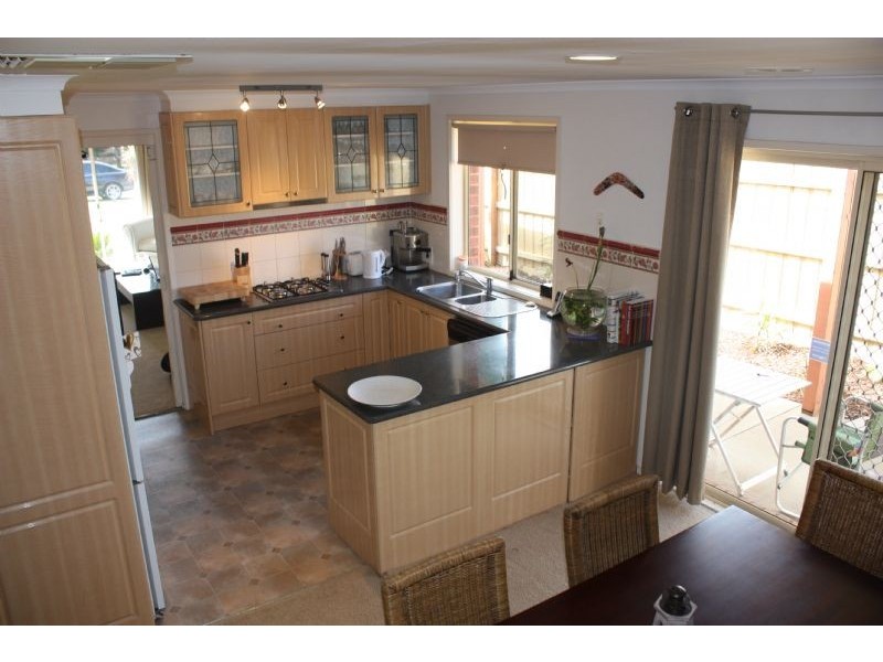 34 Michelle Dve, Hastings VIC 3915