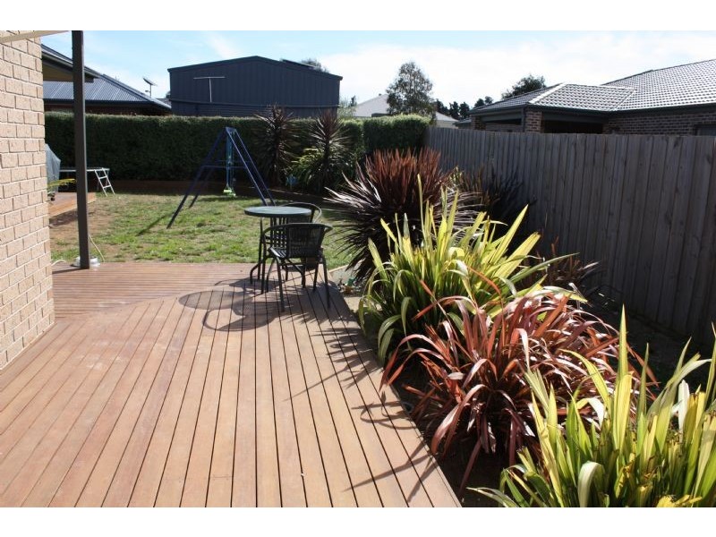 4 Lewis St, Hastings VIC 3915