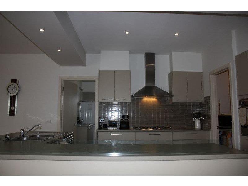 4 Lewis St, Hastings VIC 3915