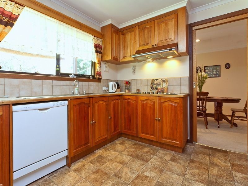 2 Pineview Lane, Hastings VIC 3915