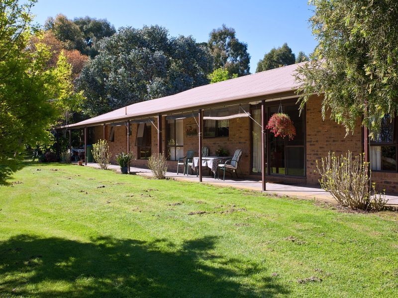 2 Pineview Lane, Hastings VIC 3915