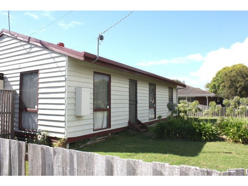 23 Penshurst Ave, Hastings VIC 3915