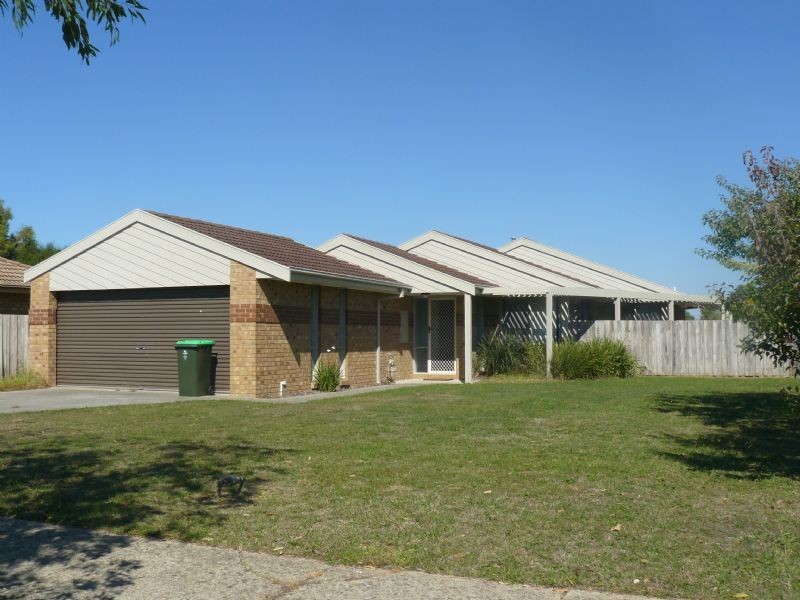 11 Greythorn Rd, Hastings VIC 3915