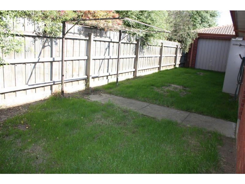 34 Michelle Dve, Hastings VIC 3915