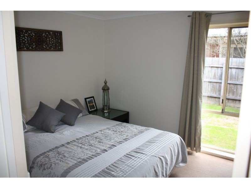 34 Michelle Dve, Hastings VIC 3915